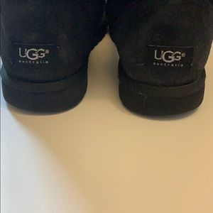 Black UGGs Classic Short Boots